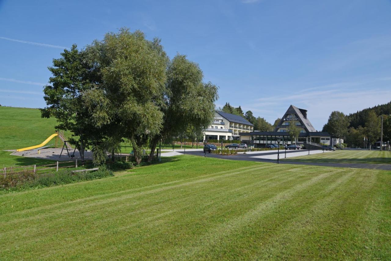 Hotel Haus Tiefenbach Бюллинген Экстерьер фото