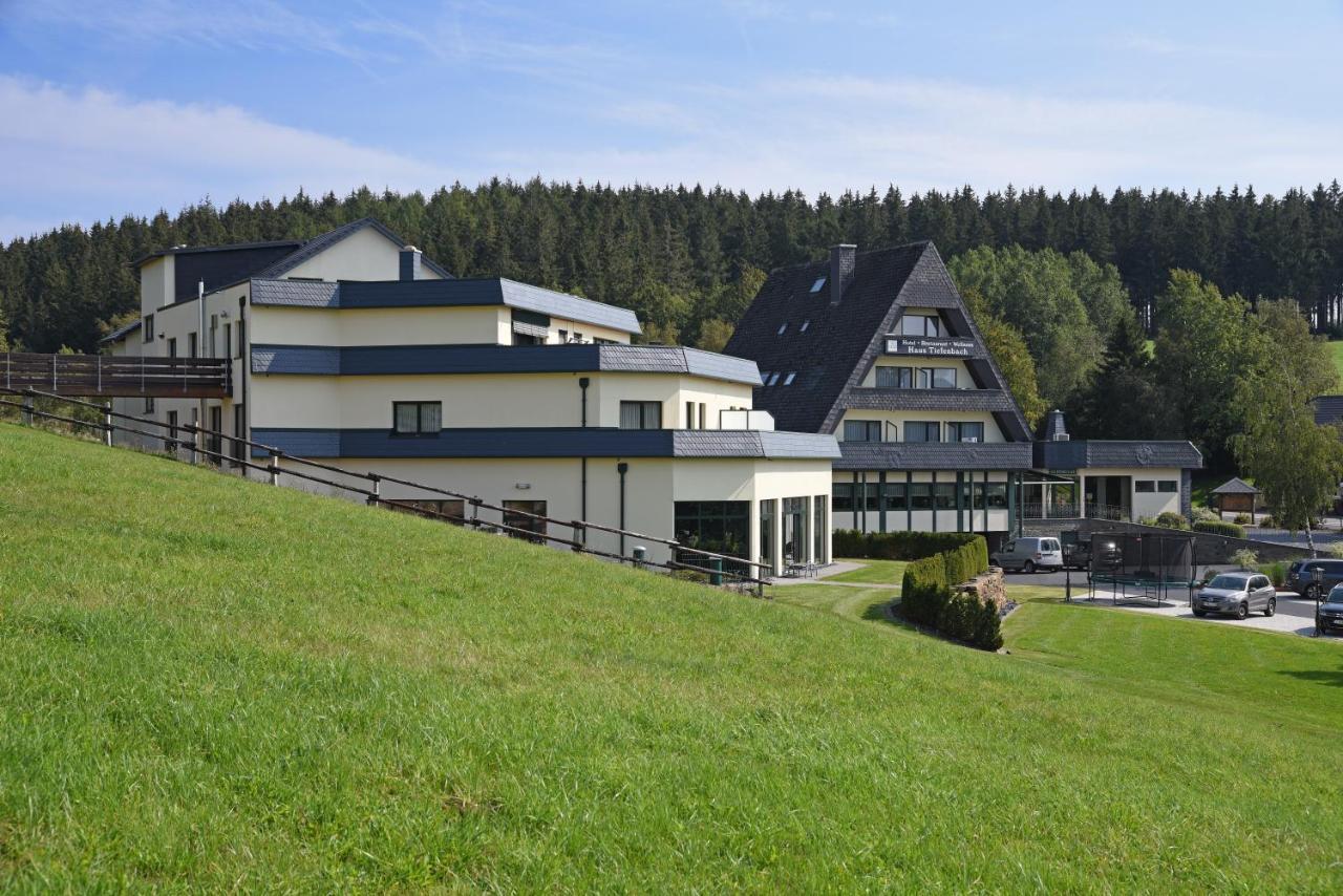 Hotel Haus Tiefenbach Бюллинген Экстерьер фото