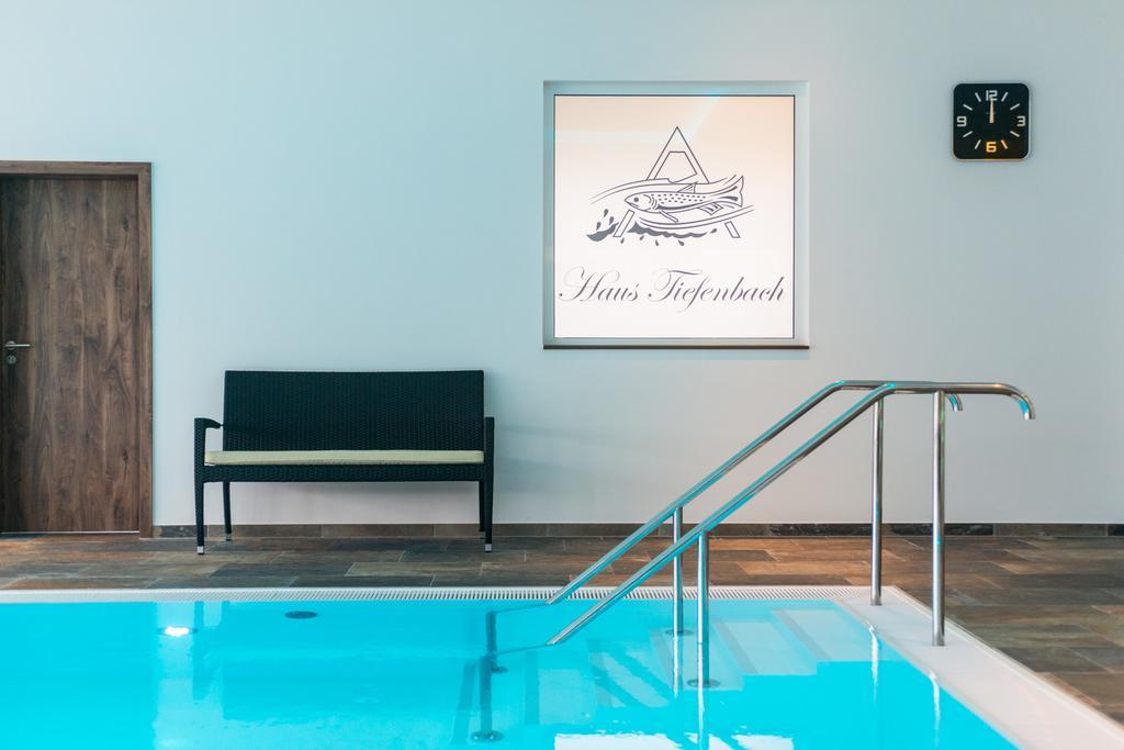 Hotel Haus Tiefenbach Бюллинген Экстерьер фото